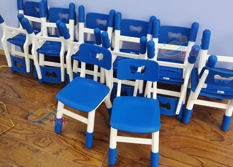 广州乐嘟幼儿园桌椅精选工程案例(图16)