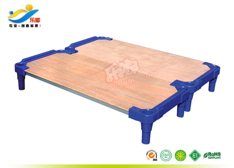 LD1507 塑料夹板无扶手通铺床(图1)
