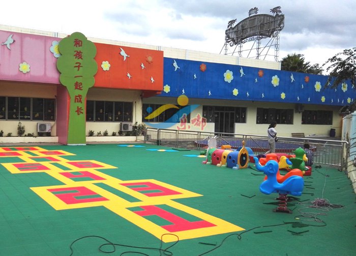 清远市天宝幼儿园悬浮地板铺设案例(图8)