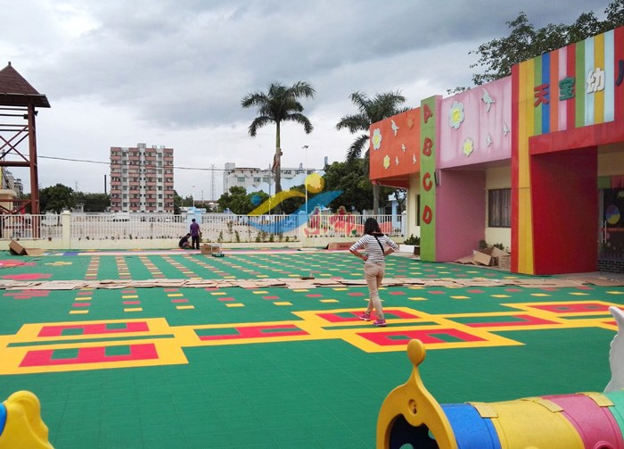 清远市天宝幼儿园悬浮地板铺设案例(图9)